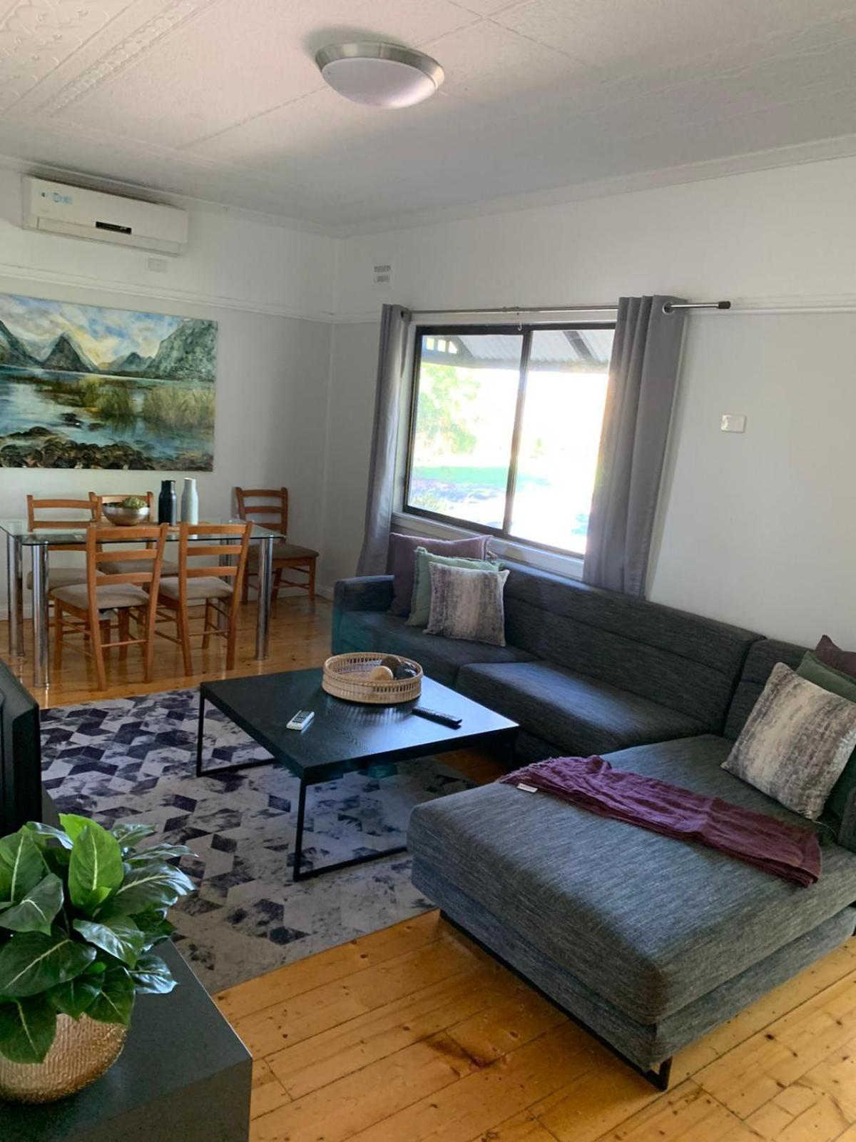 Lake Hume Resort エクステリア 写真