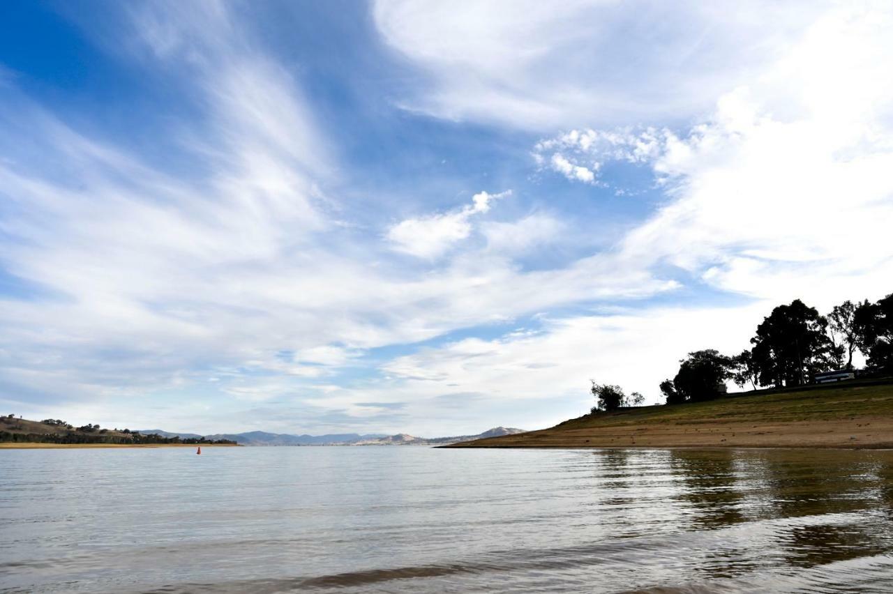 Lake Hume Resort エクステリア 写真